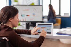 Invalid entrepreneur using pc and tablet in same time checking graphs